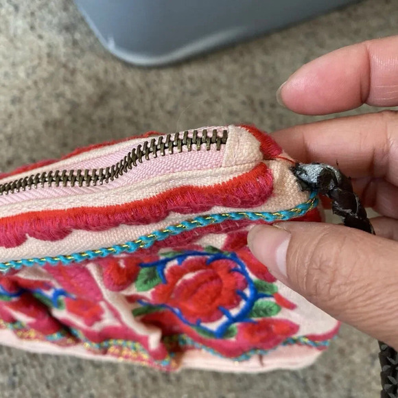 Y2K Limited Edition Small Crossbody Purse Floral Embroidered Cottagecore Pink - Picture 5 of 11